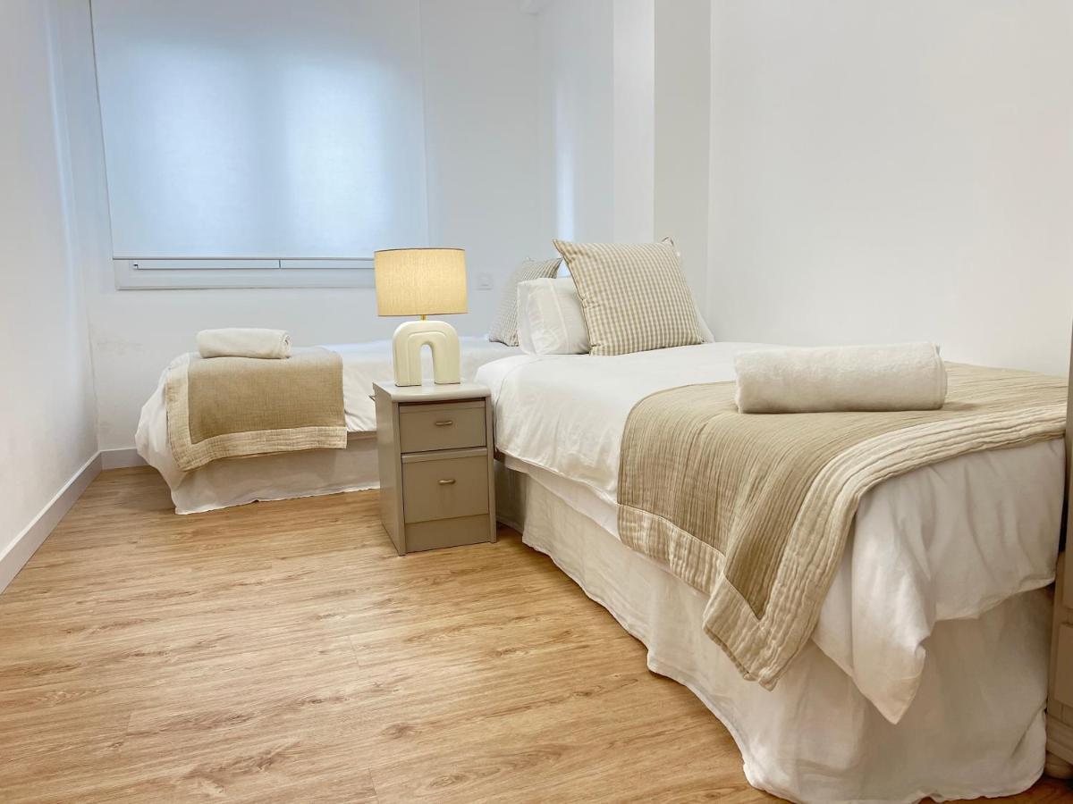 Ansar Suite Torrelavega Luaran gambar