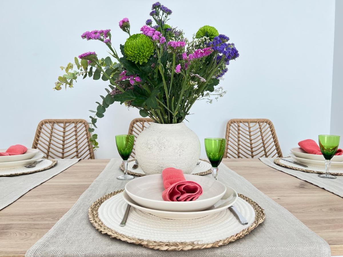 Ansar Suite Torrelavega Luaran gambar