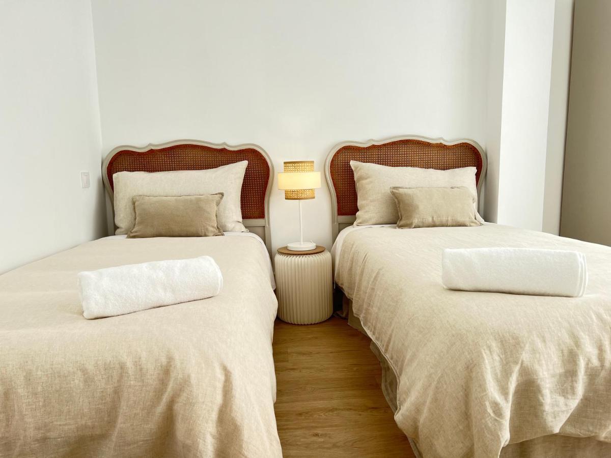 Ansar Suite Torrelavega Luaran gambar